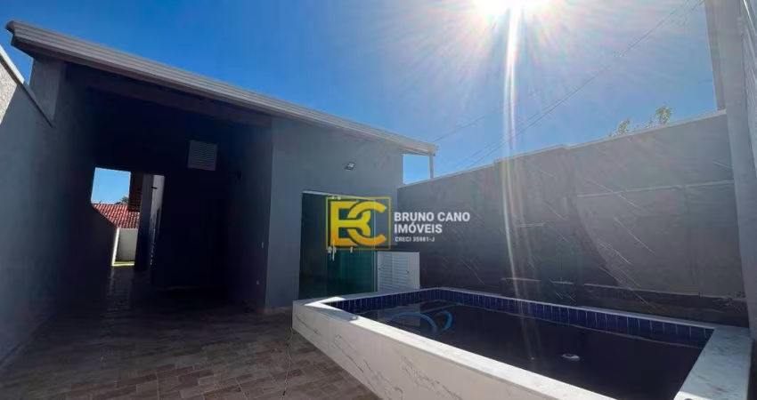 Casa Nova com Suíte e Piscina – Moderna e a 1.500m da Praia