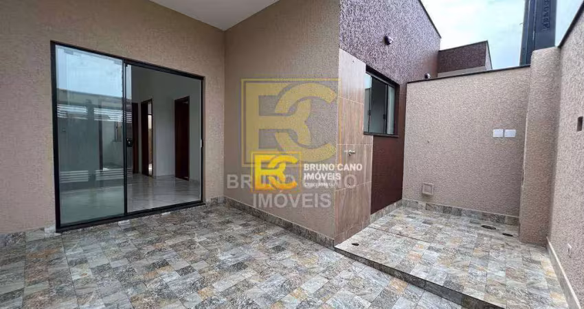 Casa térrea nova e moderna em bairro tranquilo de peruíbe – 1.400m do mar