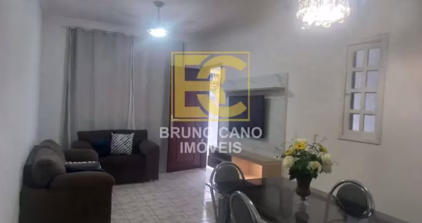 Casa a venda em bairro residencial perto do mar com 3 quartos - peruíbe/sp