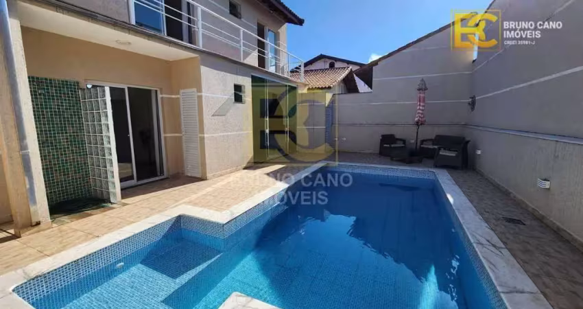 Sobrado com área de lazer a 950m do mar-jardim imperador - peruíbe/sp