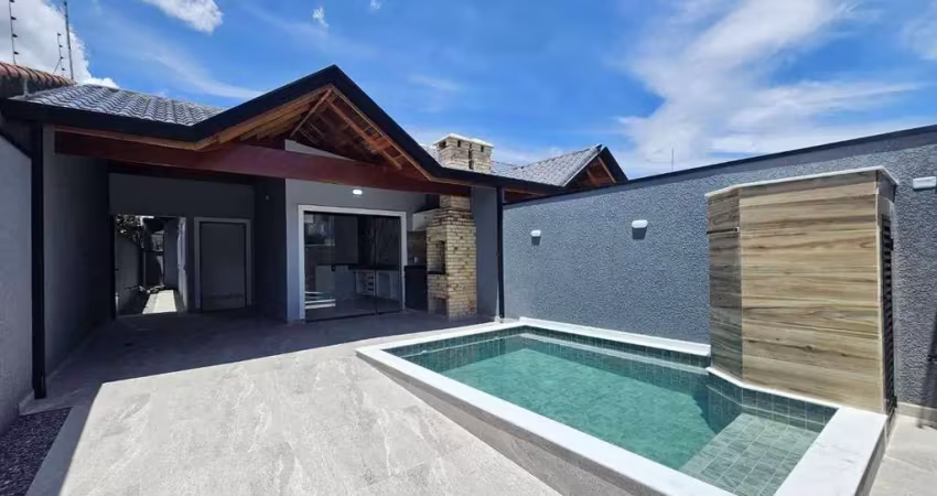 Casa a venda nova e moderna em bairro residencial - peruíbe/sp