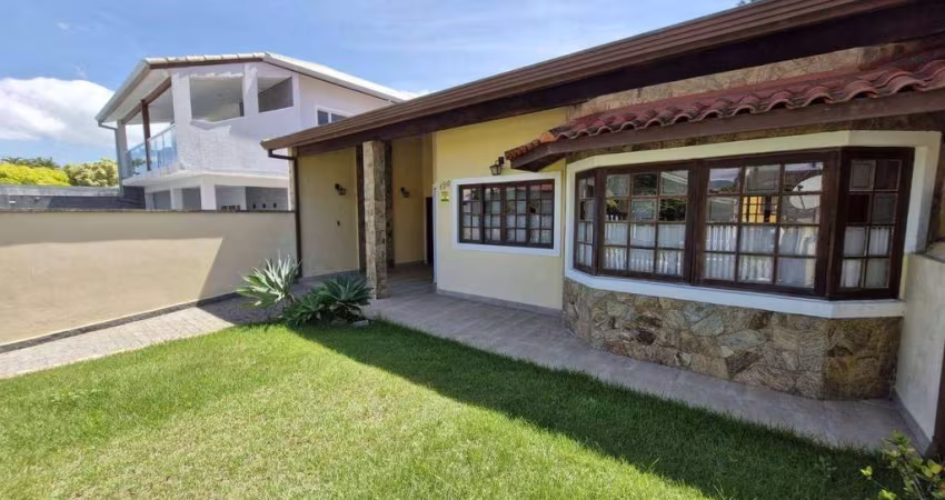 Casa á 150m do mar - Oásis - Peruíbe/SP