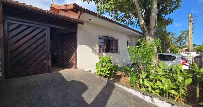 Casa Térrea em Bairro Residencial a 850m Do Mar- Stella Maris - Peruíbe/SP