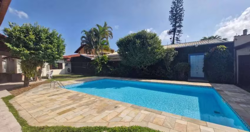 Linda casa térrea á venda á 100 metros do mar - oasis - peruíbe/sp