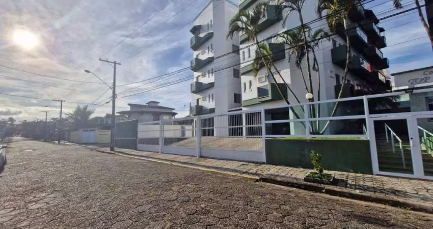 Apartamento á  100 metros do mar á venda -  belmira novaes - peruíbe/sp