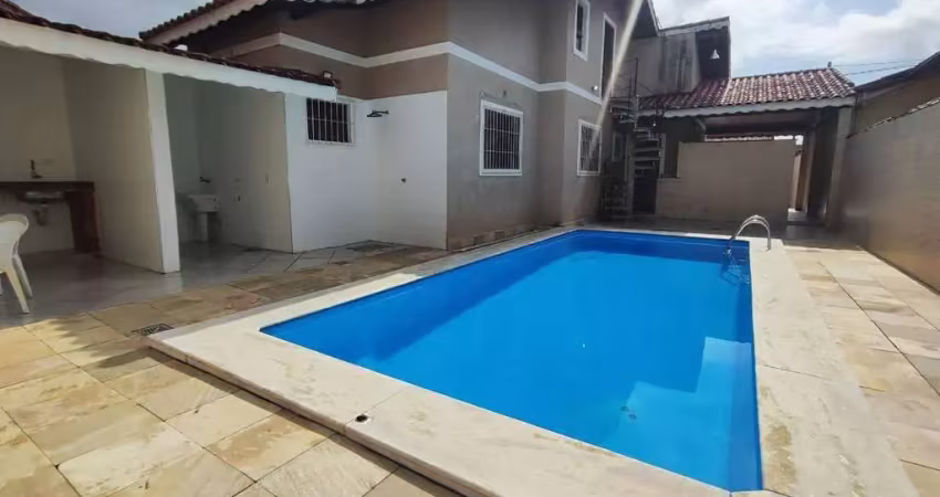 Casa térrea com piscina á 400m do mar á venda - tres marias - peruíbe/sp