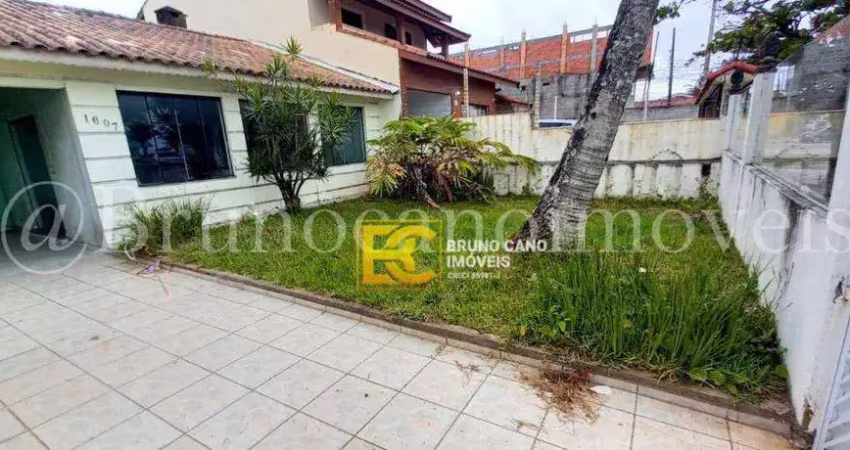 Casa com 3 dormitórios à venda, 250 m² por r$ 1.300.000,00 - centro - peruíbe/sp
