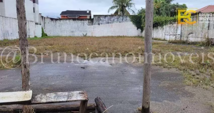 Terreno à venda na Avenida Governador Mário Covas Júnior, Centro, Peruíbe