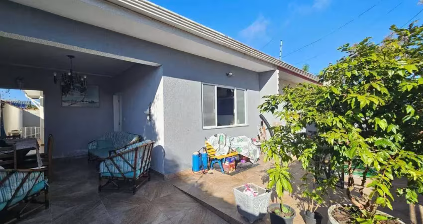 Casa com 2 quartos à venda na Avenida Padre Anchieta, 5411, Parque Turístico, Peruíbe