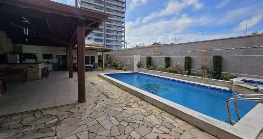 Casa ótima localização a  venda - centro - peruíbe/sp