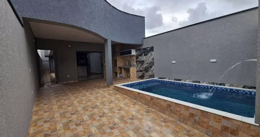 Casa térrea nova e moderna com piscina á venda - park daville - peruíbe/sp