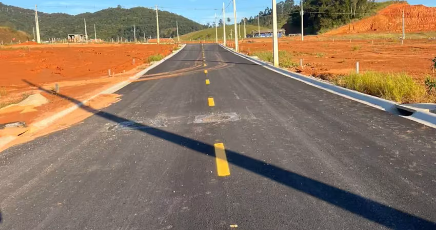 Terreno à venda no Loteamento Schneider, Ilhota 