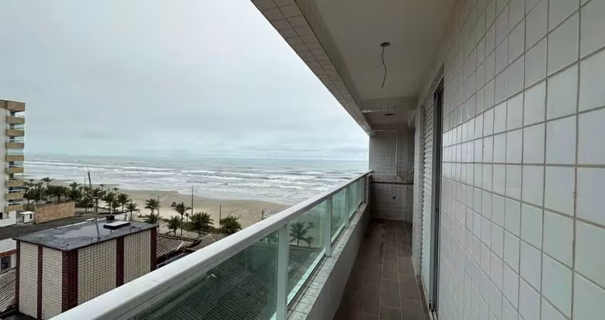 Belissímo apartamento frente mar com acabamento fino e lazer completo