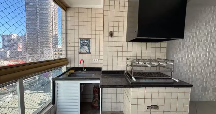 Belíssimo apartamento, à 250m do mar e lazer completo