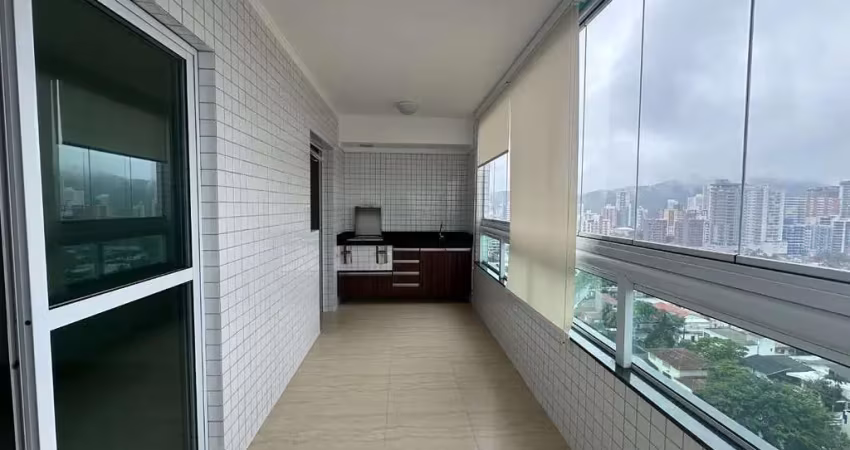 Belíssimo apartamento, à 400m do mar e lazer completo