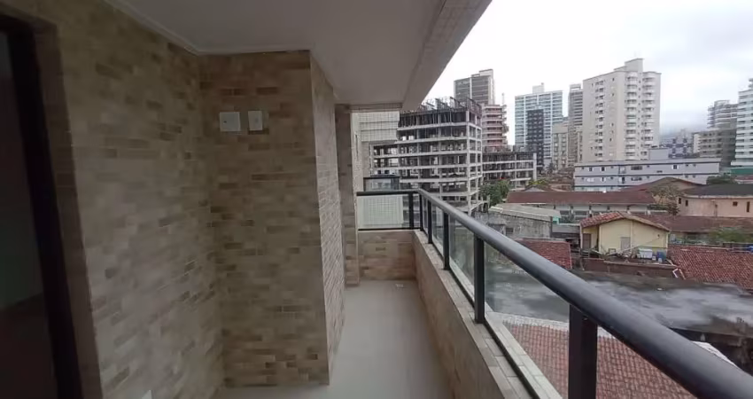 BELÍSSIMO APARTAMENTO, LAZER COMPLETO E À 150M DO MAR