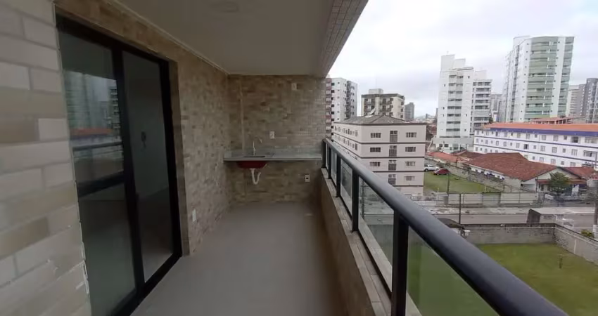 Belíssimo apartamento, lazer completo e à 150m do mar