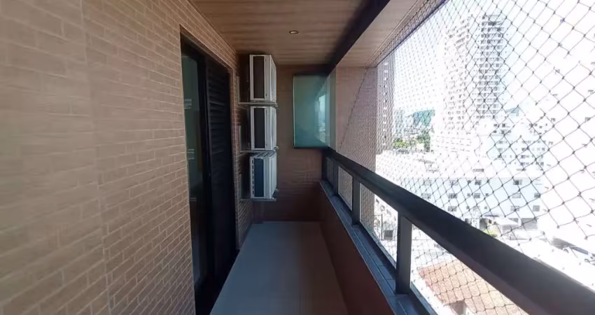 Belíssimo apartamento, lazer completo e à 900m do mar