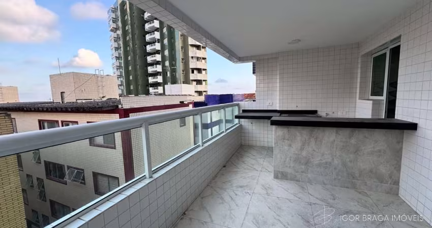 BELÍSSIMO APARTAMENTO, À 50m DO MAR E LAZER COMPLETO
