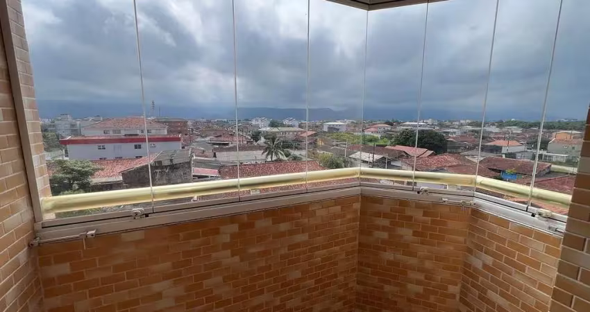 BELÍSSIMO APARTAMENTO, À 50m DO MAR E LAZER