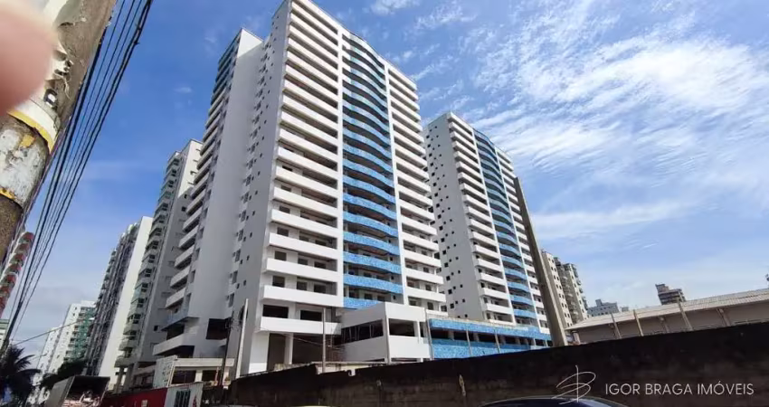 BELÍSSIMO APARTAMENTO, FINO ACABAMENTO E LAZER COMPLETO