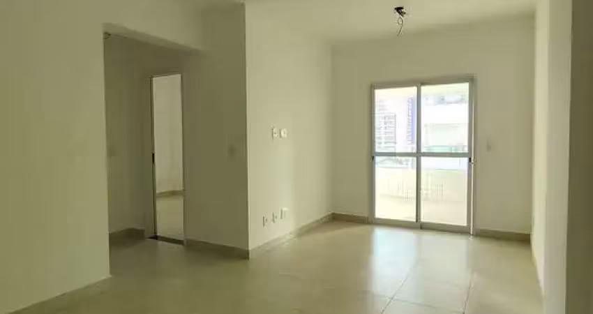 Belíssimo apartamento, à 450m do mar e lazer completo
