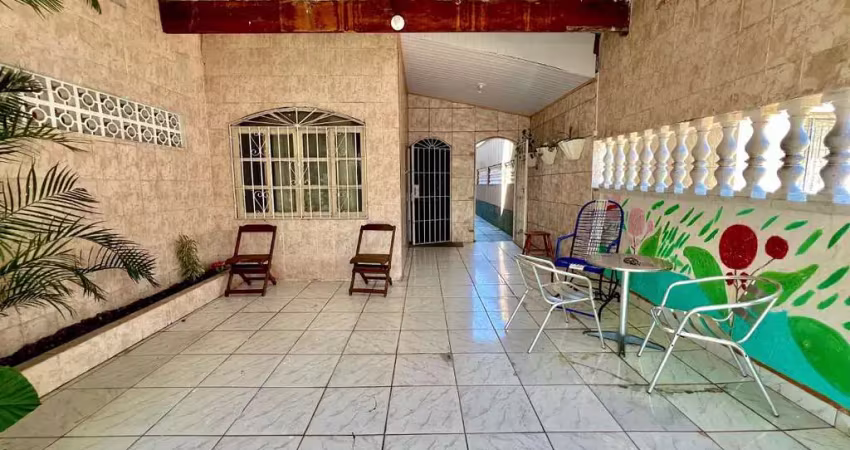 Casa com 2 quartos à venda na Vila Caiçara, Praia Grande 