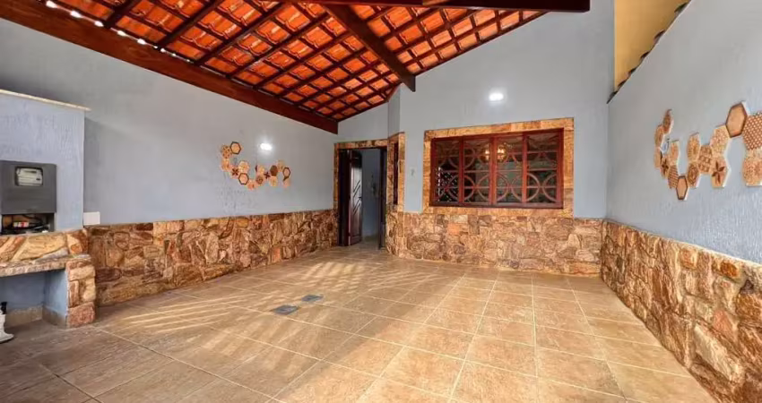 Casa com 2 quartos à venda na Vila Caiçara, Praia Grande 