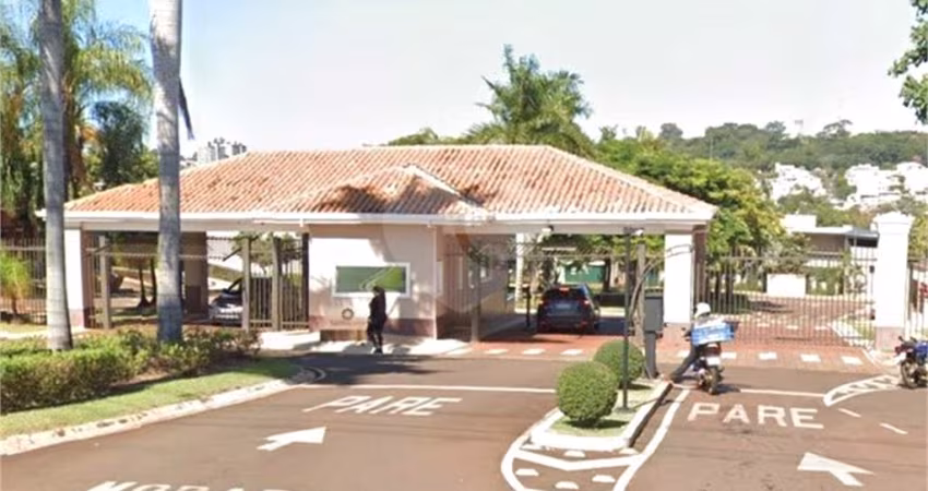 Casa com 4 quartos à venda em Loteamento Santa Luisa - SP