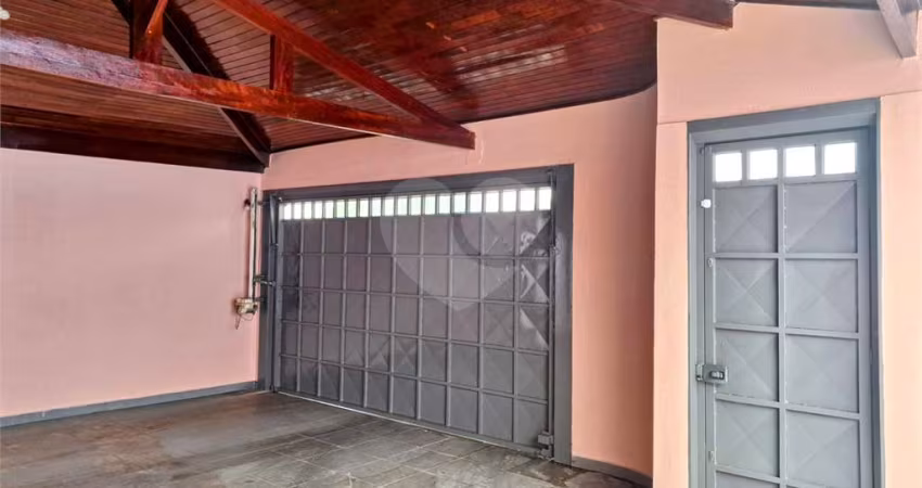 Casa com 3 quartos à venda em Parque Residencial Cândido Portinari - SP