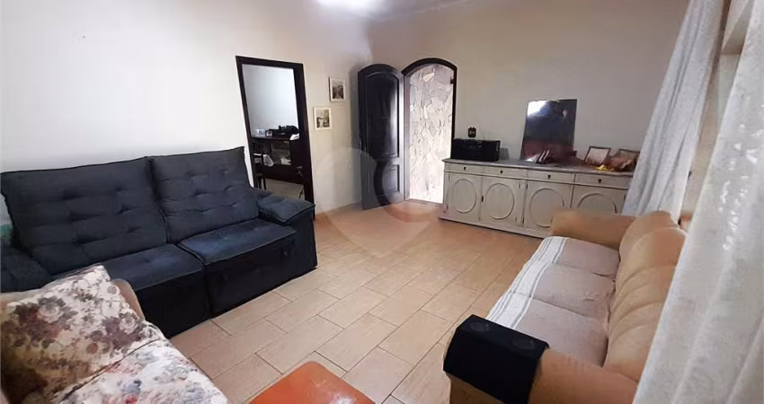 Casa com 5 quartos à venda em Jardim Anhangüera - SP