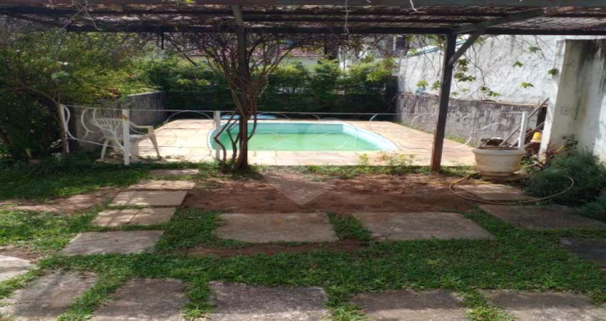 Casa com 6 quartos à venda em Jardim Peri Peri - SP