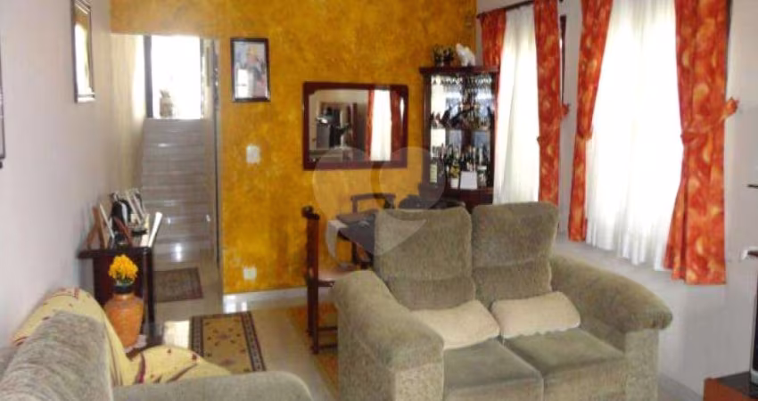 Casa com 3 quartos à venda em Jardim Esmeralda - SP