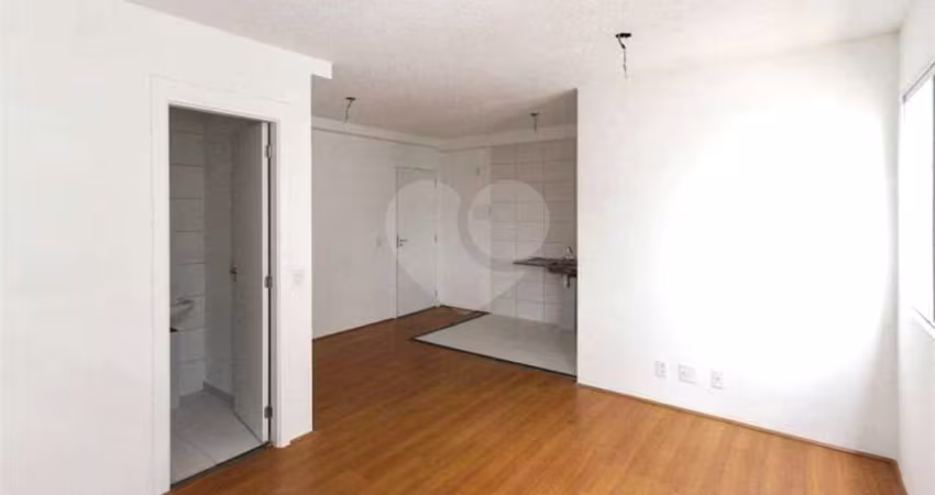 Apartamento com 1 quartos à venda em Vila Ema - SP
