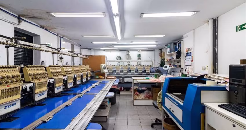 Prédio inteiro à venda em Vila Nova Manchester - SP