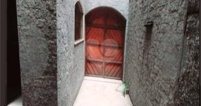 Sobrado com 4 quartos à venda ou para locação em Vila Moreira - SP