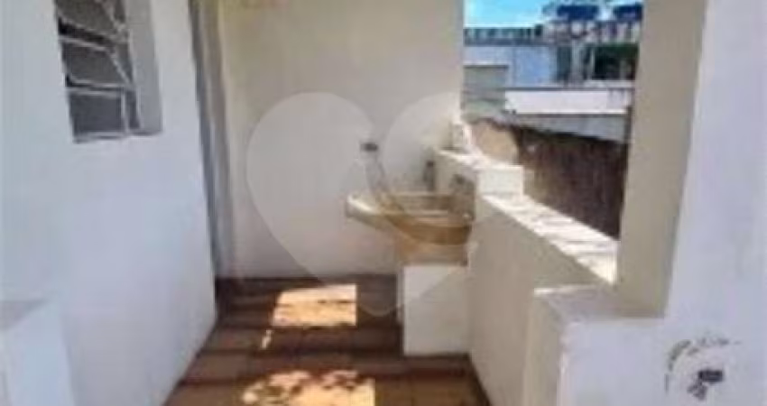 Casa térrea com 4 quartos à venda em Jardim Líbano - SP