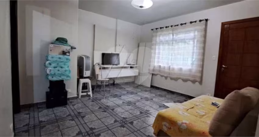 Casa térrea com 2 quartos à venda em Vila Morse - SP