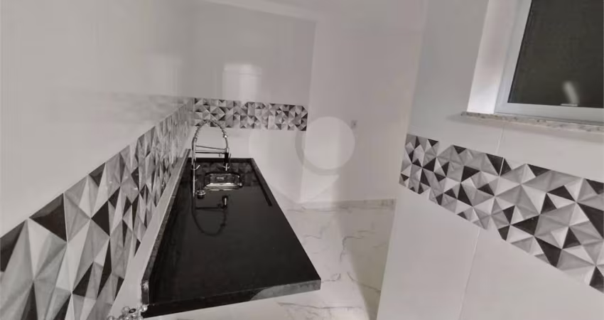 Condomínio com 2 quartos à venda em Vila Nivi - SP