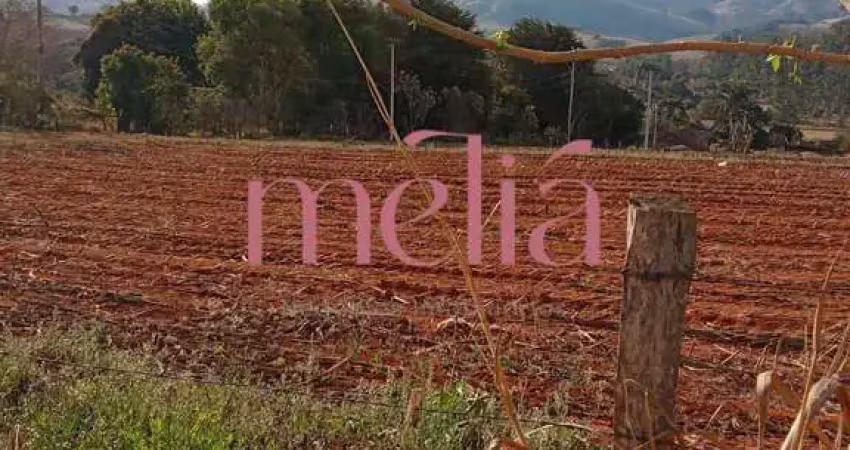 Chácara / sítio à venda na Área Rural, Anhumas, Pouso Alegre