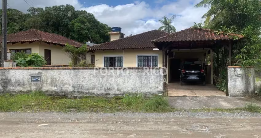 Casa c/  04 dormitórios   -bairro  joão costa  - joinville -sc