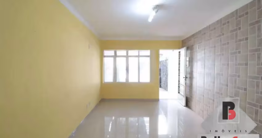 Sobrado a venda na mooca com quintal e 3 quartos