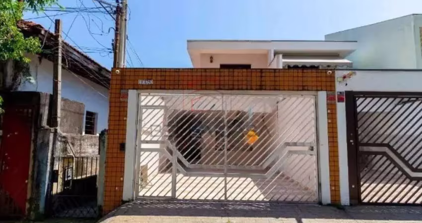 Casa a venda com 4 dormitórios a venda na mooca, entrada lateral e quintal