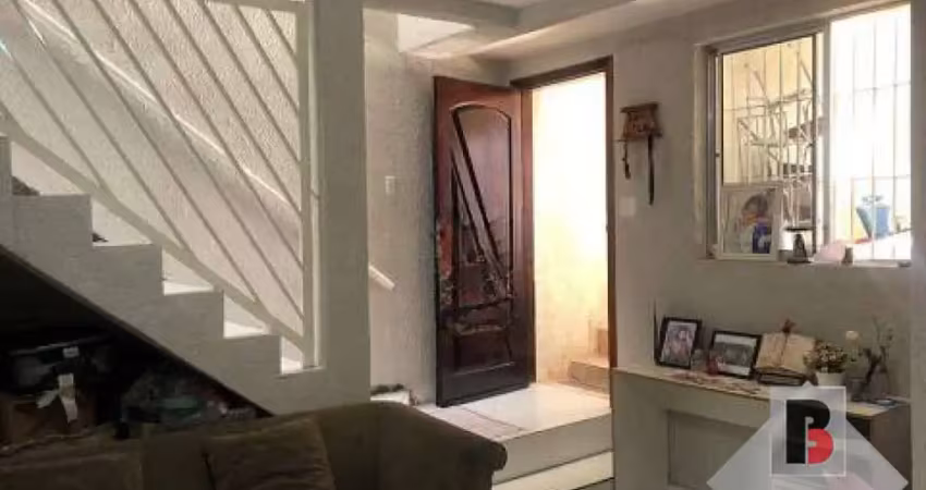 Casa com 3 quartos à venda na Rua Pedro Pires, 427, Vila Carrão, São Paulo