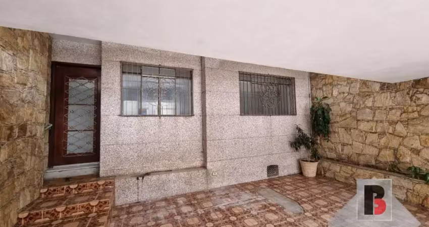 Sobrado com 3 quartos e 3 banheiros à venda, 273 m²