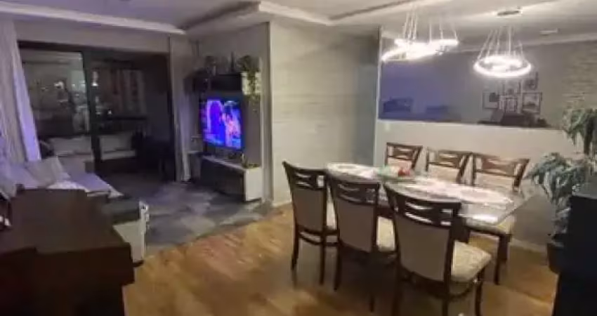 Apartamento a venda 100 m da estação vila prudente do metrô.