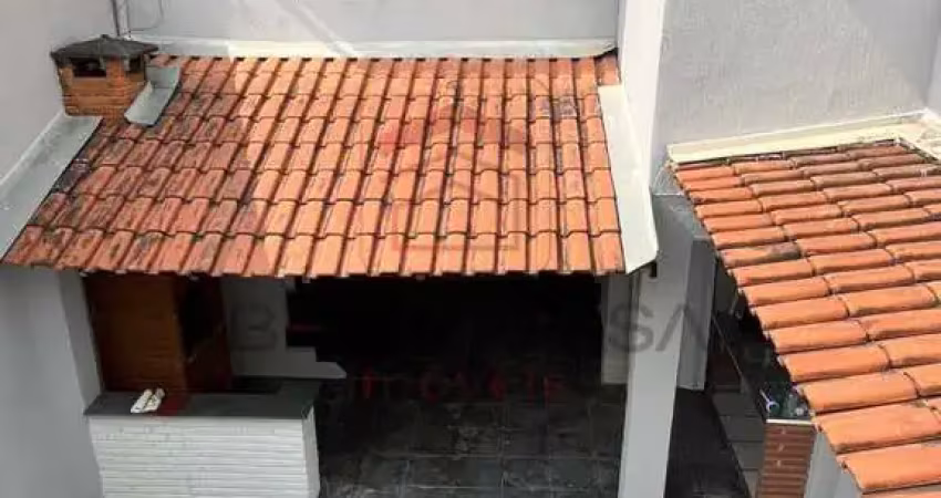 Casa a venda na mooca com 3 quartos, quintal e 2 vagas de garagem