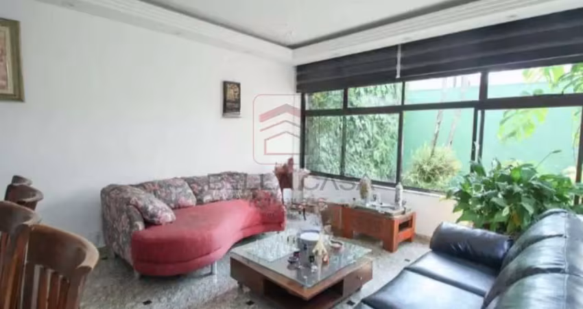 Sobrado projetado por arquiteto na mooca - 3 dormitórios, 1 suíte, 2 vagas