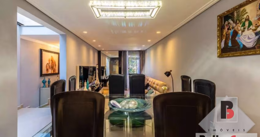 Casa à venda na Mooca com 4 quartos e 7 vagas - 218m2