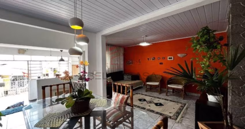 Casa térrea a venda na Vila Charlote